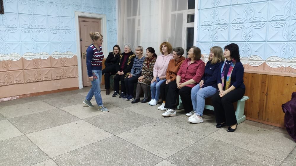 «Танцуют все».
